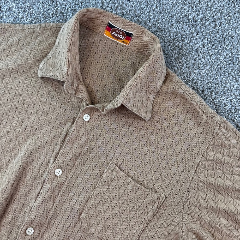 Audi Button Up Shirt Mens Medium Tan Vintage Knit Textured Pocket 90s Y2K